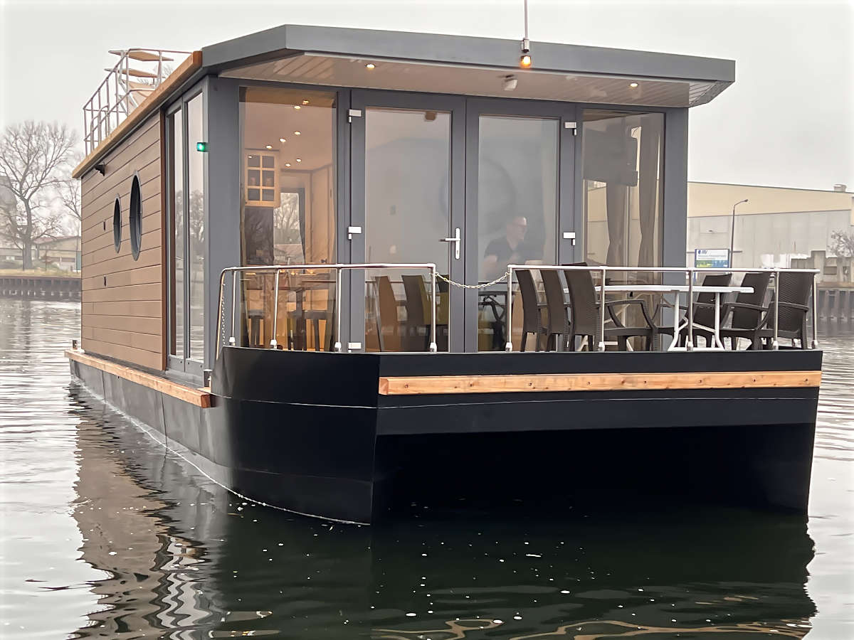 Hausboot mit Dachterrasse