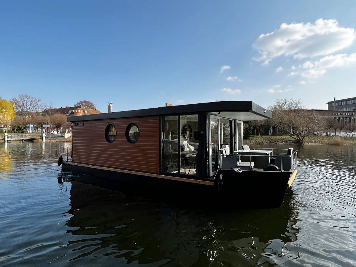 Hausboot mit Sauna